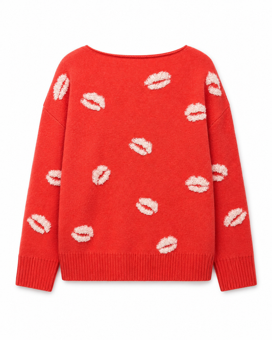 Ninette kisses red